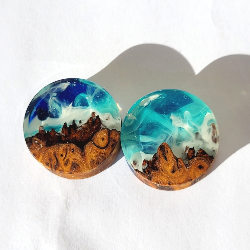 1 inch Wood and Blue and White Ocean Resin Gauges